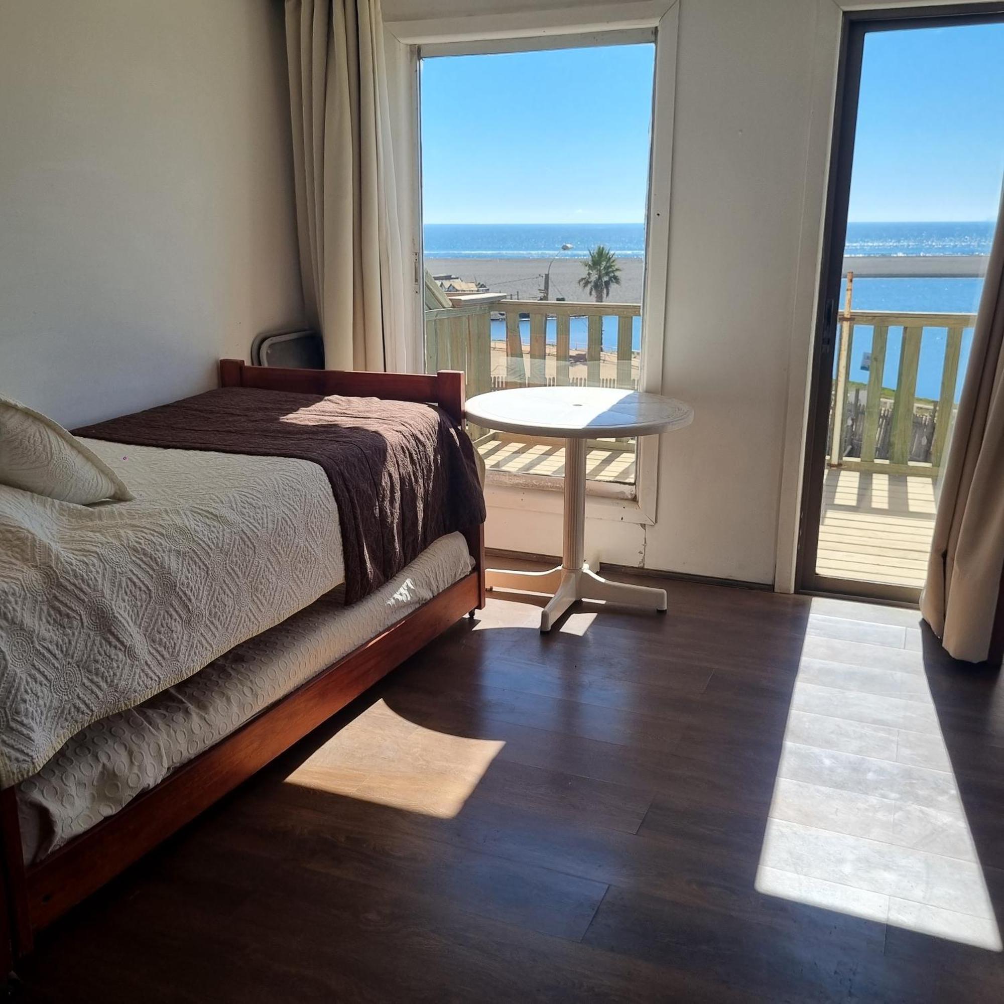 Max & Mar Pichilemu Luaran gambar